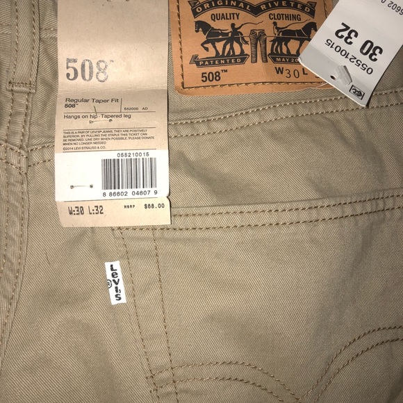 Levi’s 508 regular taper fit khaki pant - Picture 2 of 3